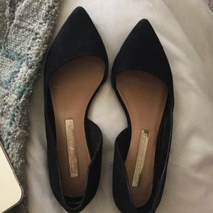Gently used W 6.5 black flats